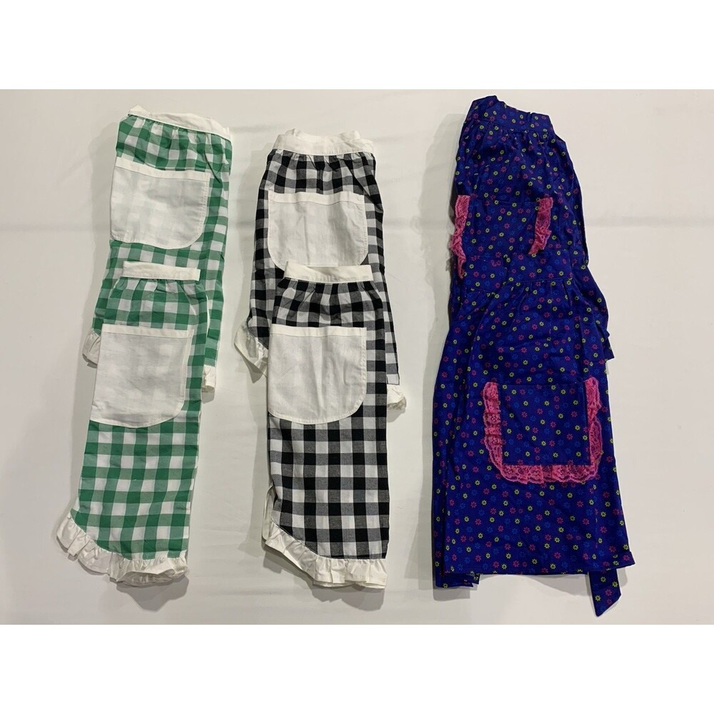Handmade Kitchen Aprons Set of 6 Two Pair Checkered/1 Pair Floral All Half Ap B1